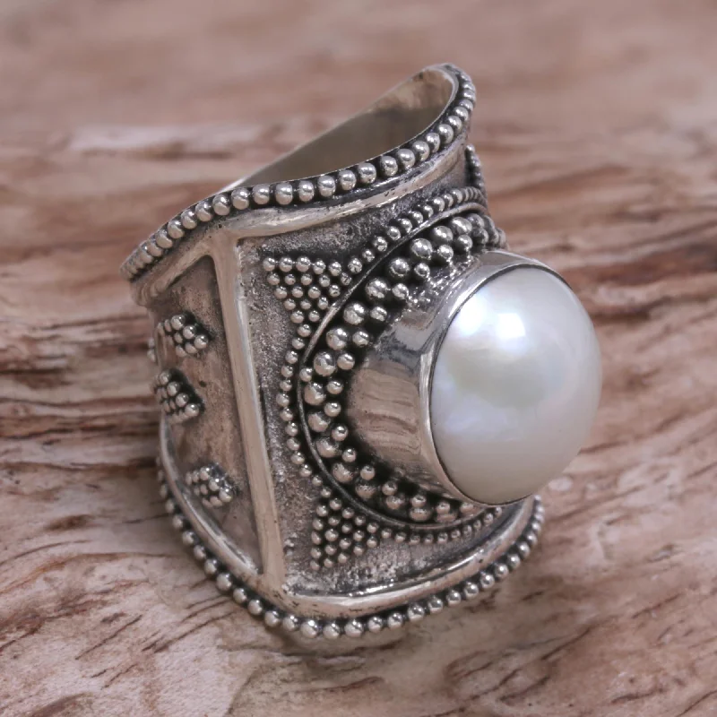 - Pet monitor with cameraGlowing Heroine Wide Silver and Cultured Mabe Pearl Ring from Bali