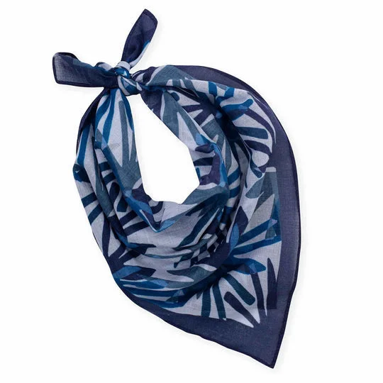 - Teething and chewing toys for puppiesAstra Bandana