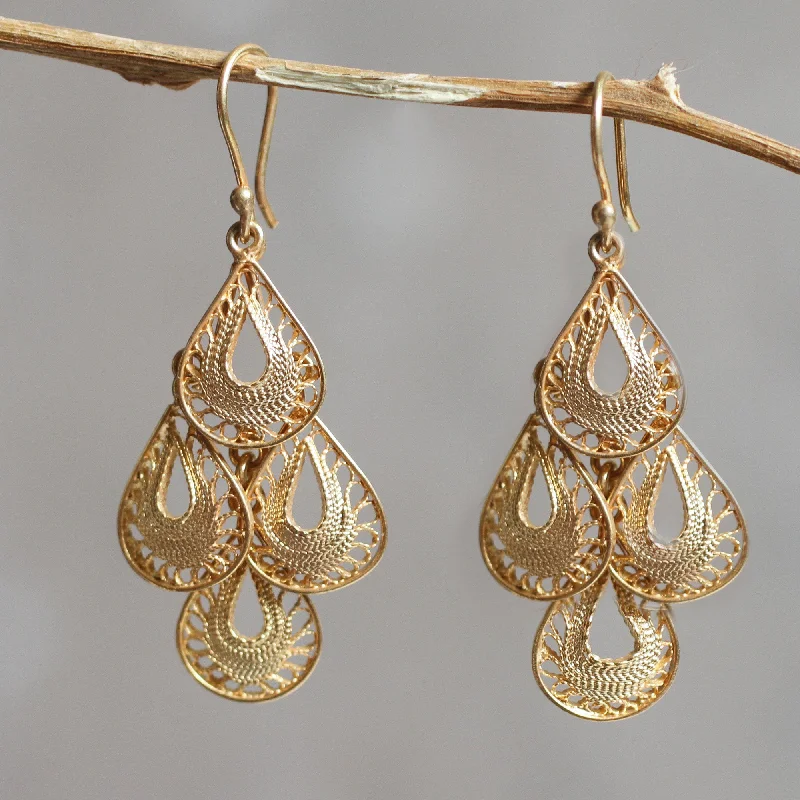 - Pet monitor with cameraRaindrop Cascade Gold Vermeil Handcrafted Filigree Chandelier Earrings